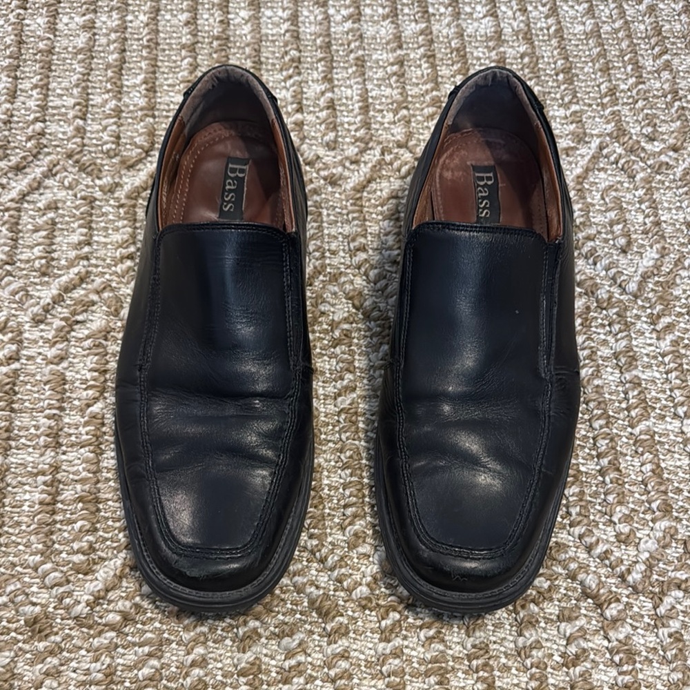 Bass Men's Black Leather Loafers